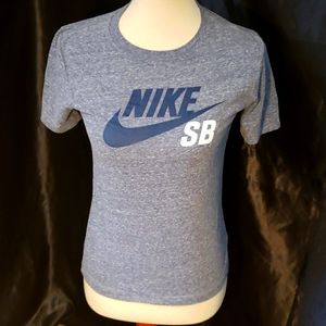 Nike SB short sleeved T-shirt.